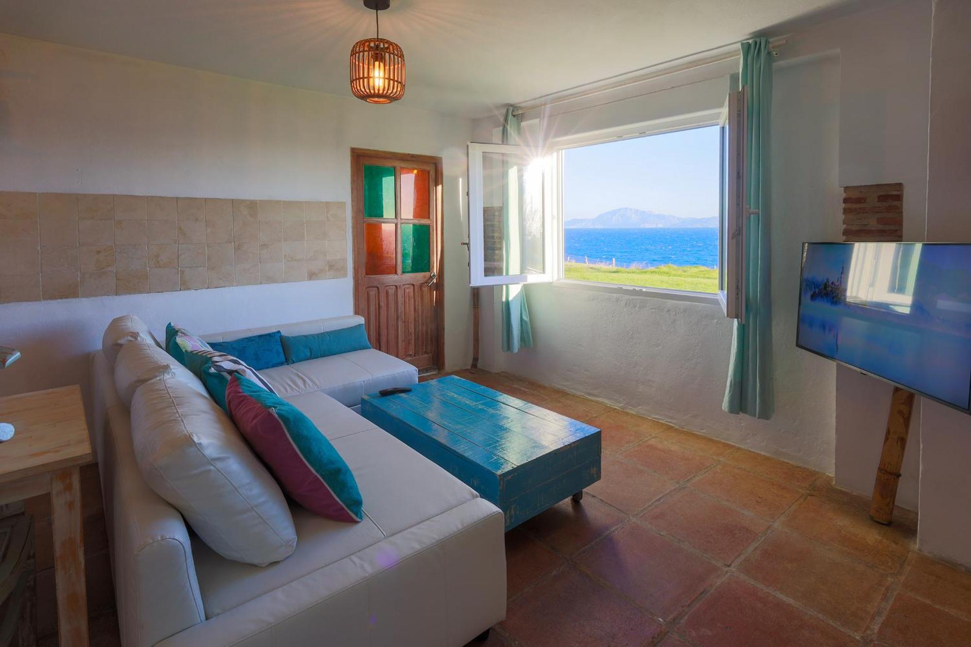Front Amazing Views Holiday home *